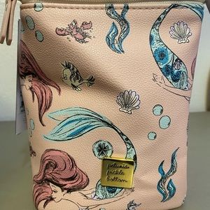Petunia Pickle Bottom Insulated Bottle Bag